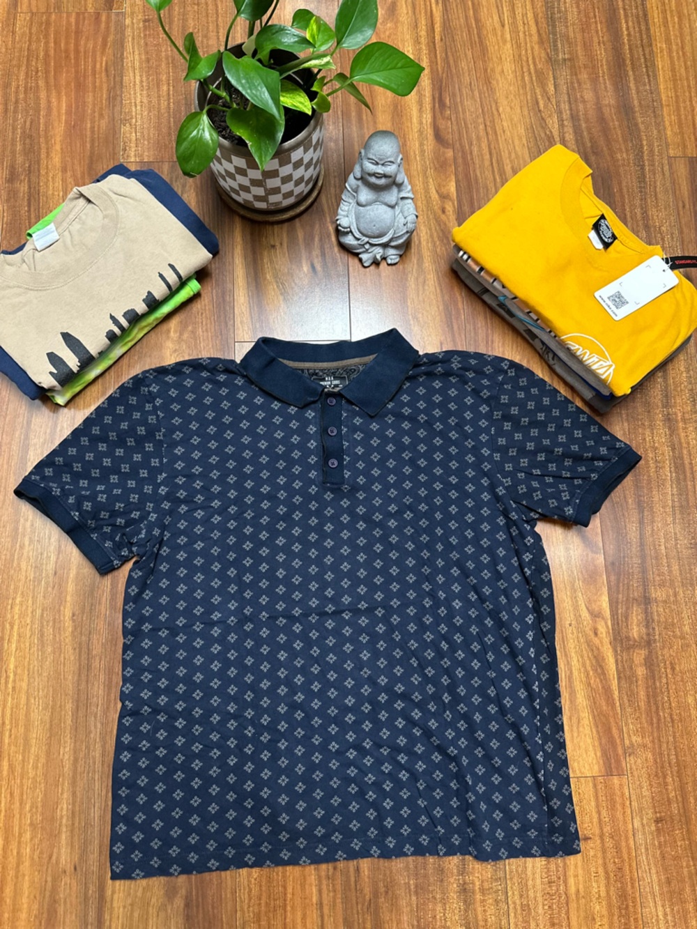 Vintage MBX NAVY FLORAL GEOMETRIC POLO
